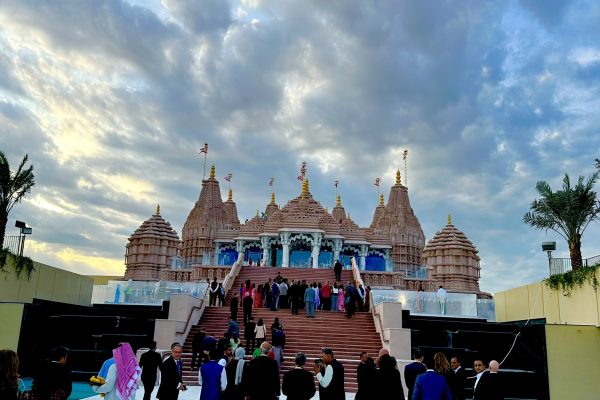 BAPS Hindu Mandir : Abu Dhabi में बना भव्य हिंदू मंदिर, जानिए  खास बातें!